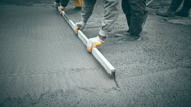 Best Concrete Flooring Contractor  in Osseo, WI